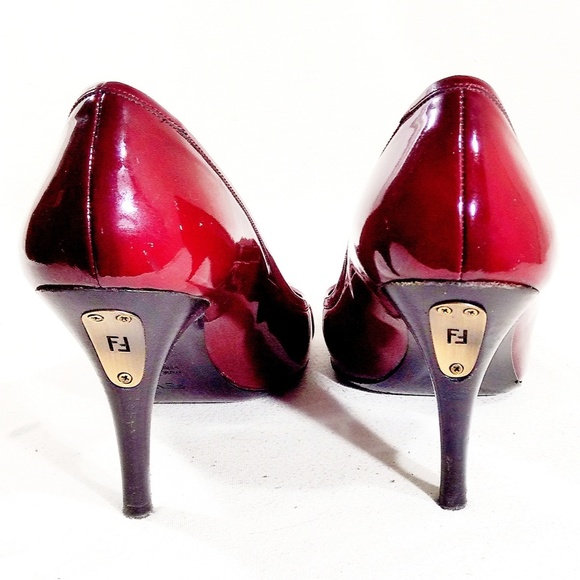 Fendi Deep Red Patent Leather Logo Heels- Size 41/10 - Picture 10 of 10